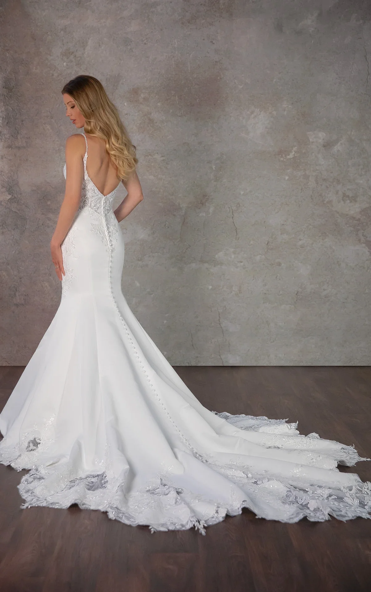 D4226-06.webp