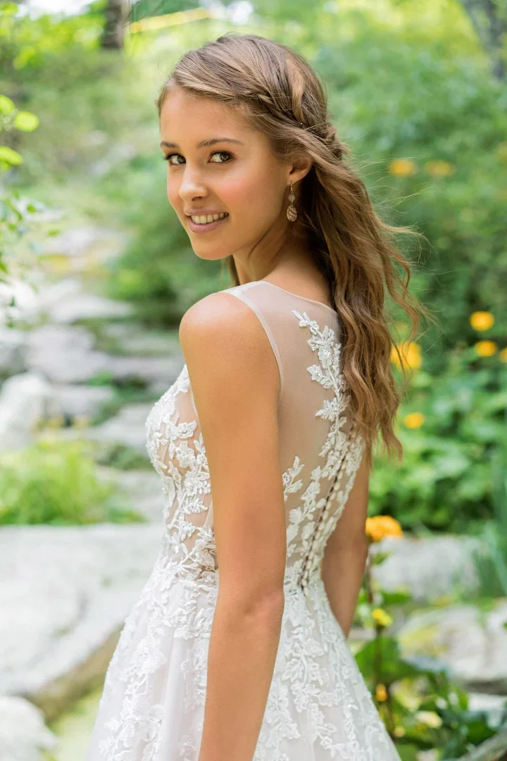 66024_BC_Lillian-West.webp