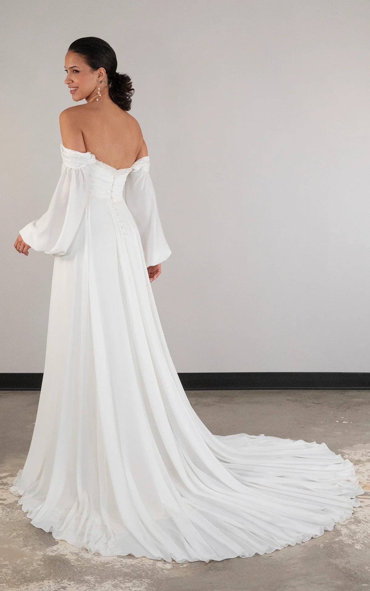 D4087-09.webp