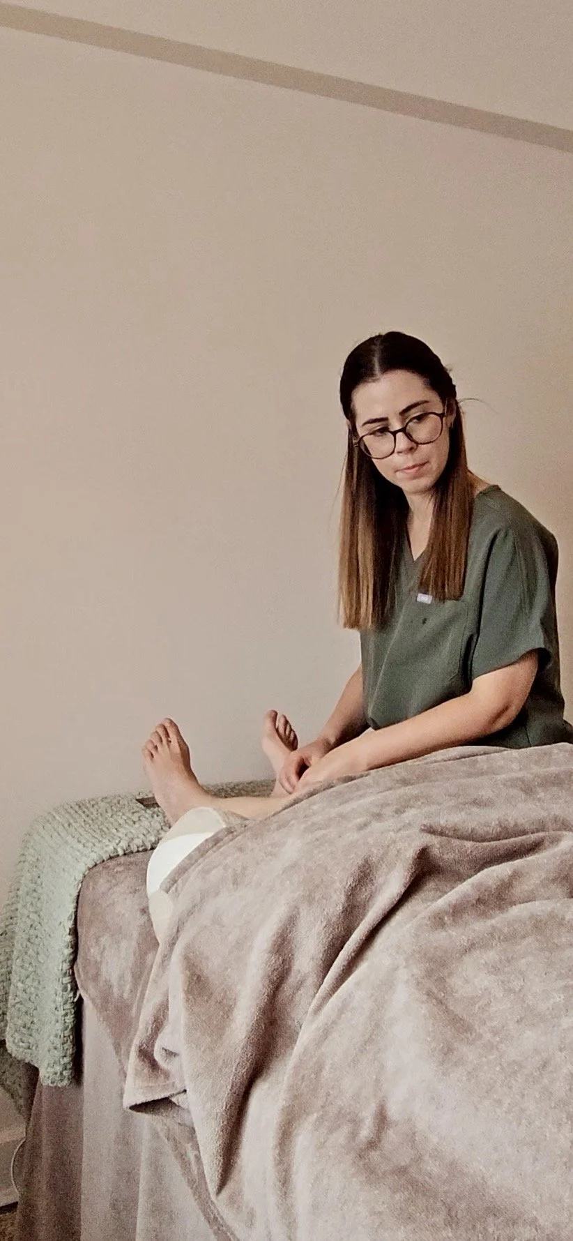 Traditional Acupuncture - Initial Consultation