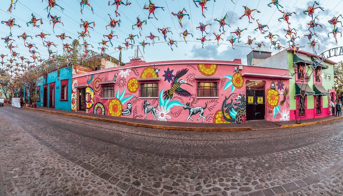 LOS BARRIOS: TERRITORIOS CULTURALES EN LOS QUE SE TEJEN REDES DE VIDA COMUNITARIA