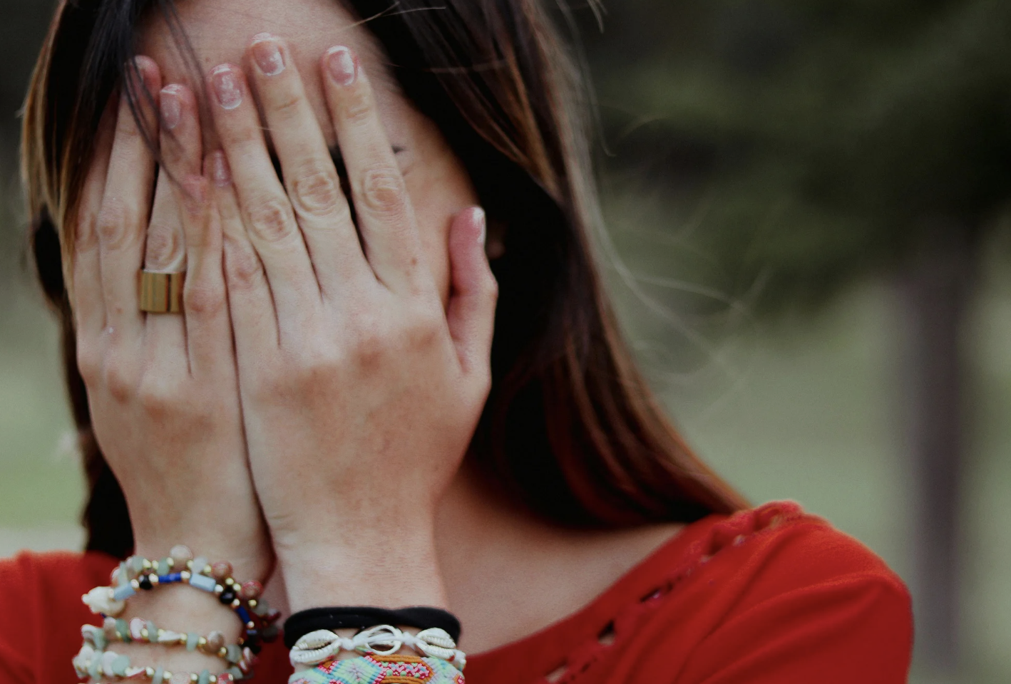 The Difference Between Shy and Introverted