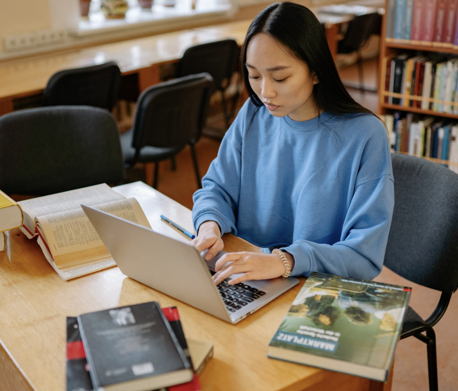 10 Simple Tips for Thriving in College as an Introvert