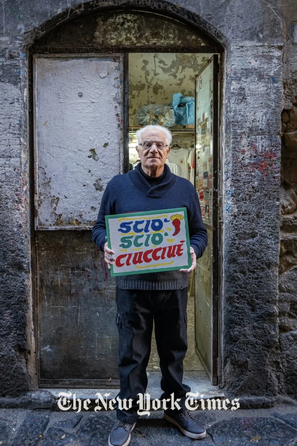 The Last Sign Painter of Naples