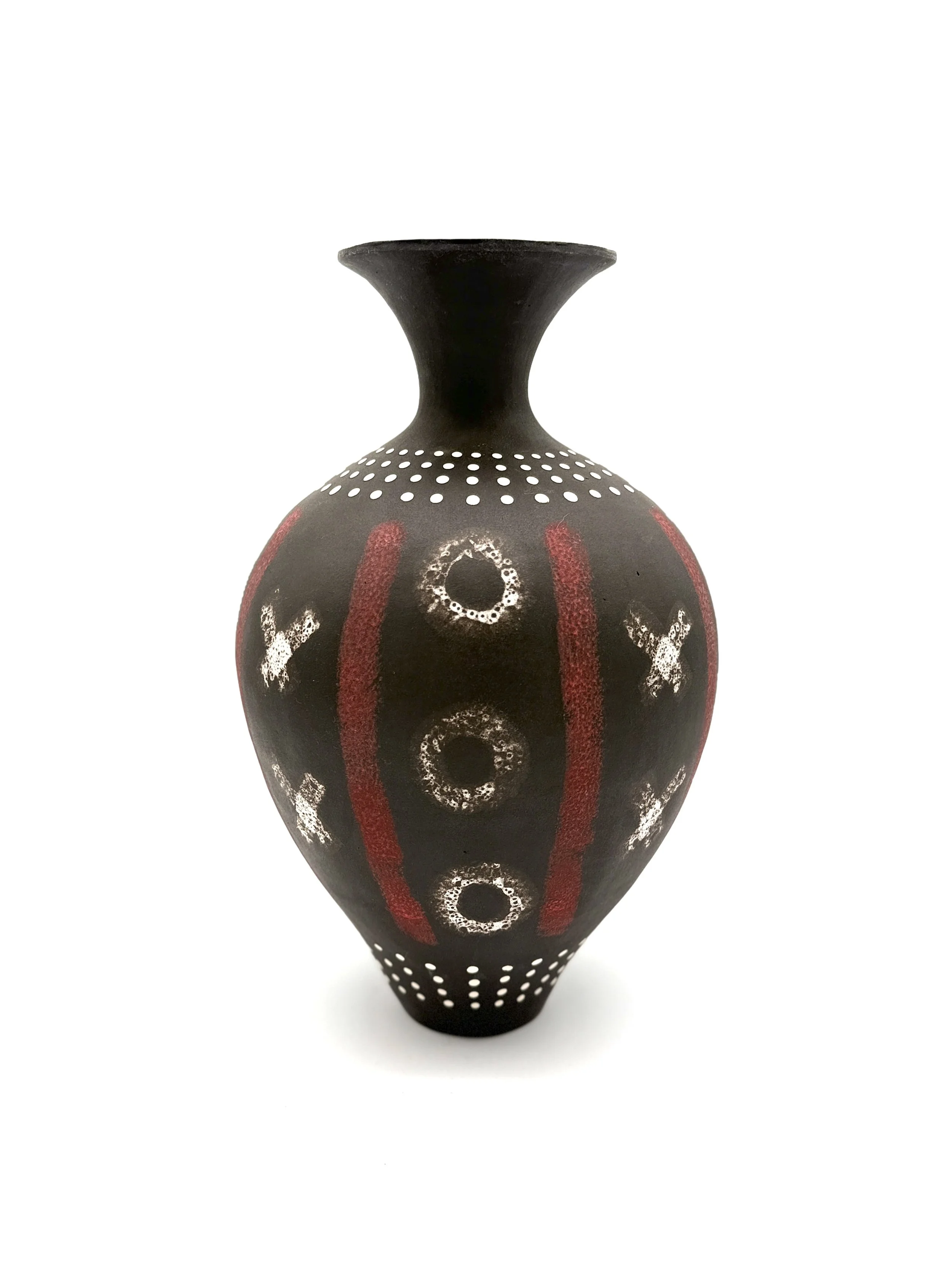 Black Stoneware, 
H32.5cm x W20.5cm x D20.5cm. 2025