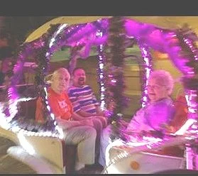 Gordon, Ken, and Evelyn take a fantasy carriage ride!