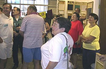 Our host arranged a special, Huntleys-only tour of the Columbus Washboard Factory, the only washboard factory in the United States.