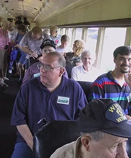 4-2002-train-2.jpg