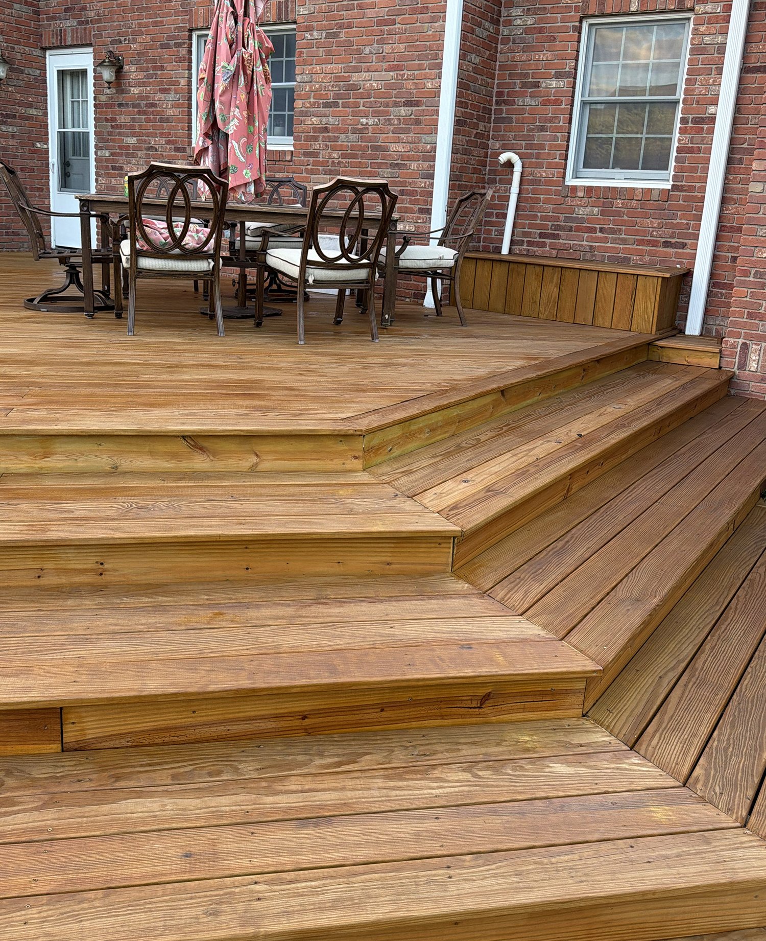 deck1.jpg