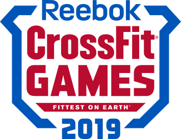 Reebok CrossFit Games Logo von 2019 mit blauer, roter und schwarzer Farbgestaltung und dem Slogan "Fittest on Earth".