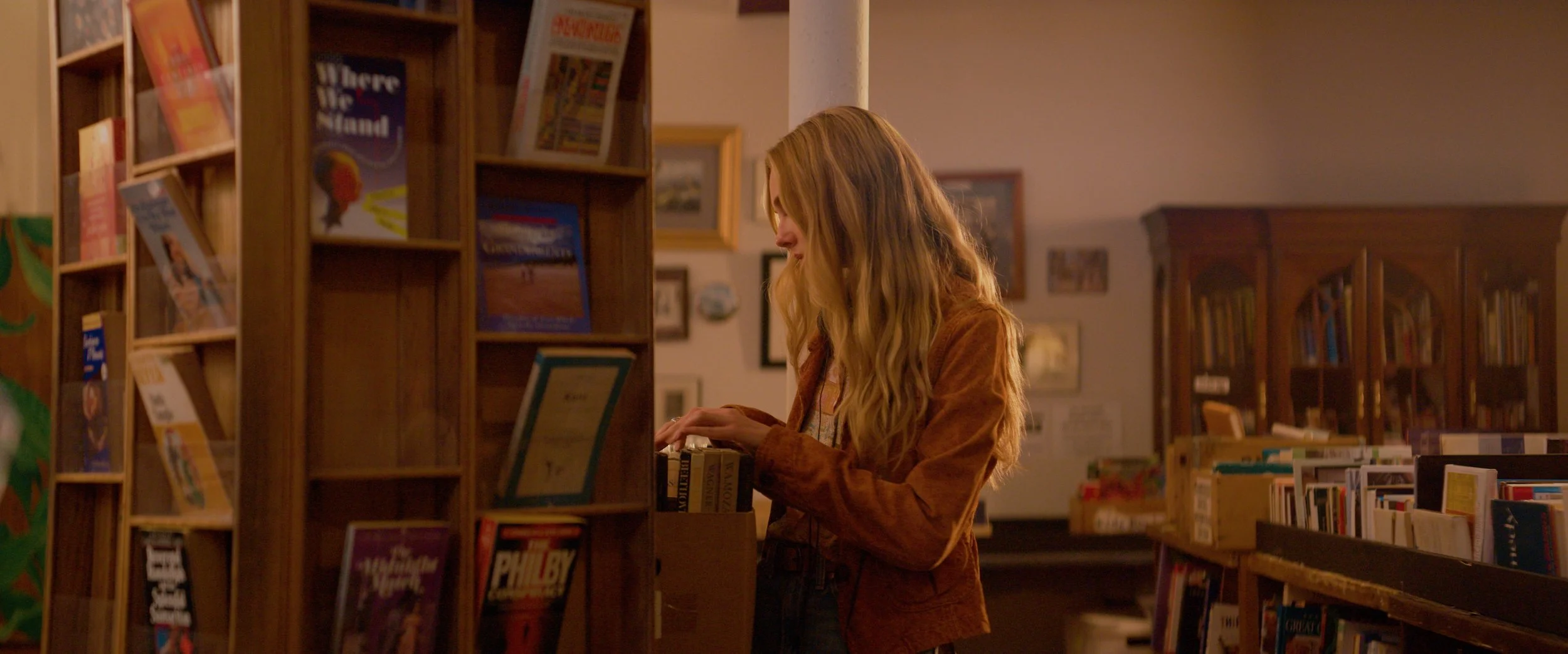 EllieBookshopStill2.jpg