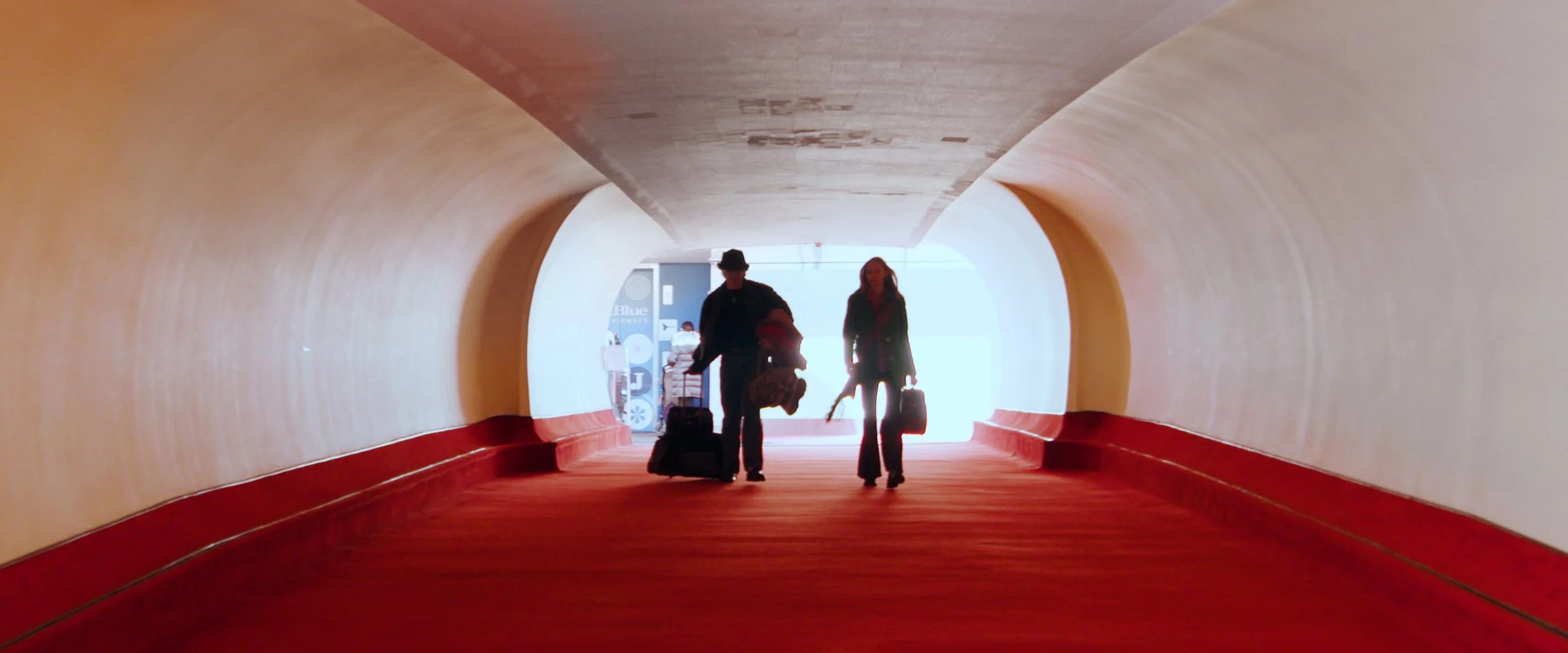 EllieStevieTunnel3.jpg