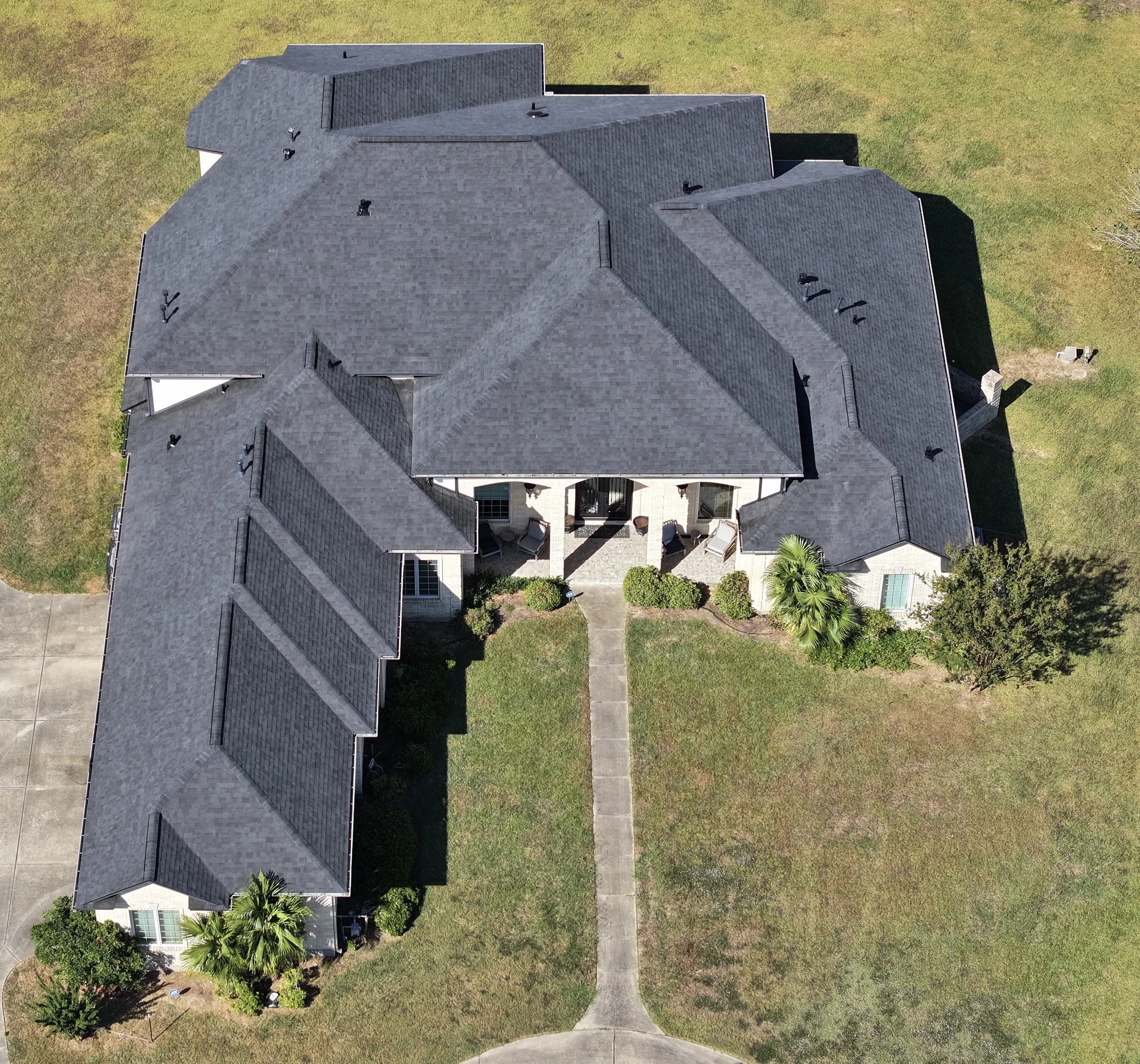 A malarkey Vista roof replacement in Pearland, Texas