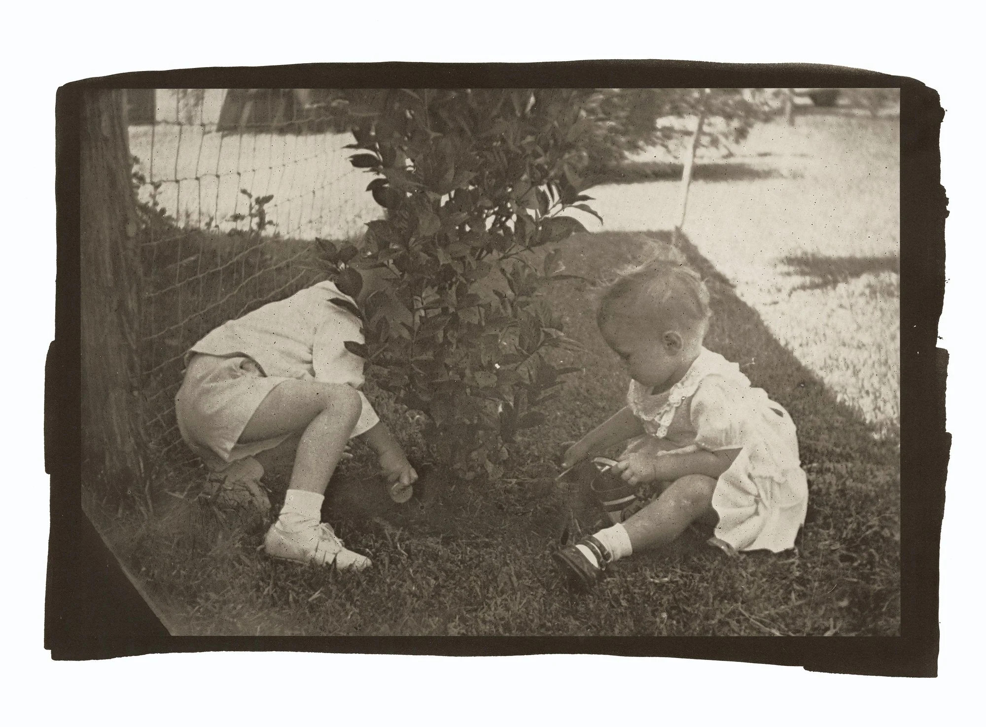 Pete-with-me-planting.jpg