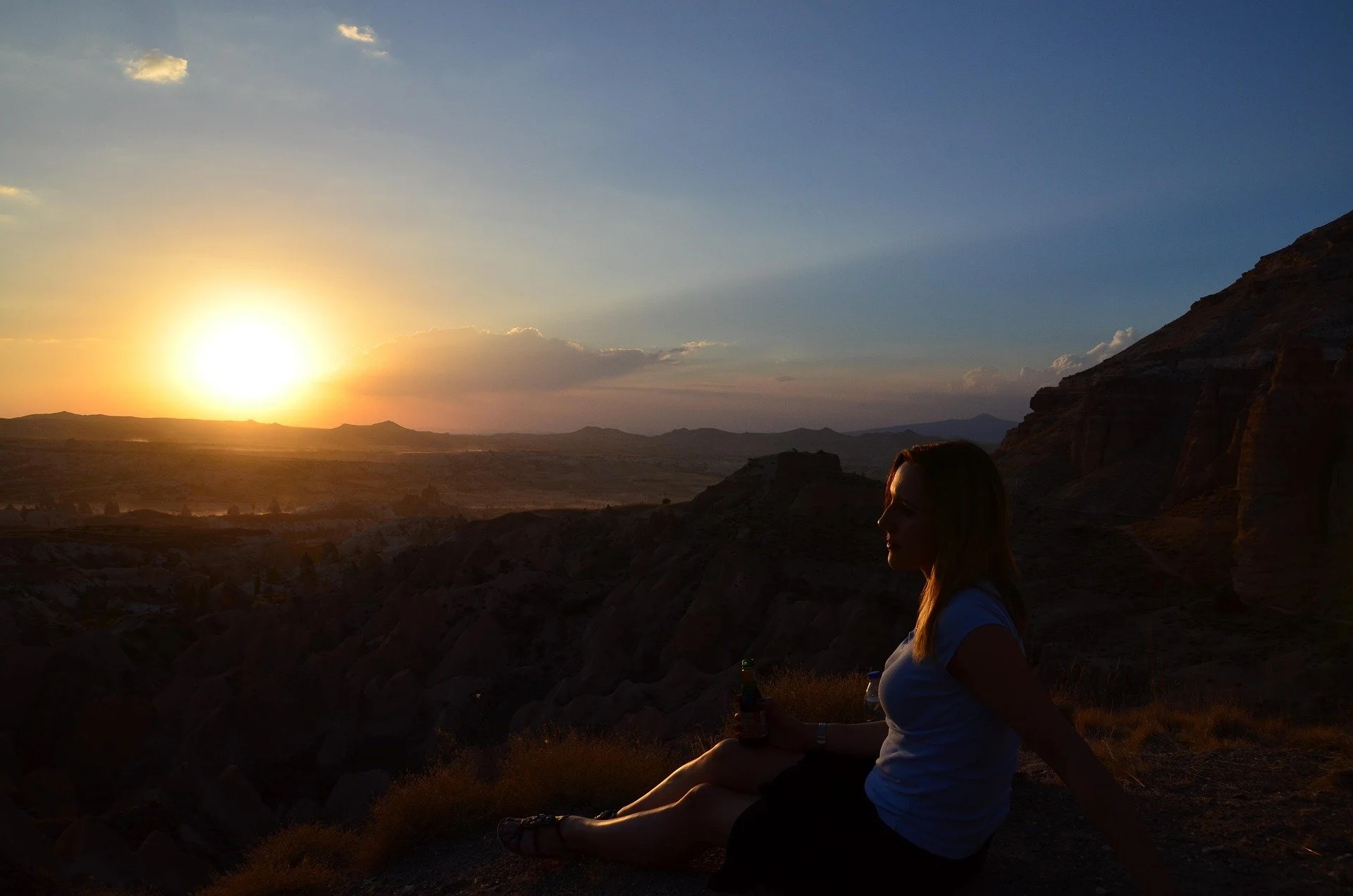 aysegulkum-sunrises-2354209_1920.jpg