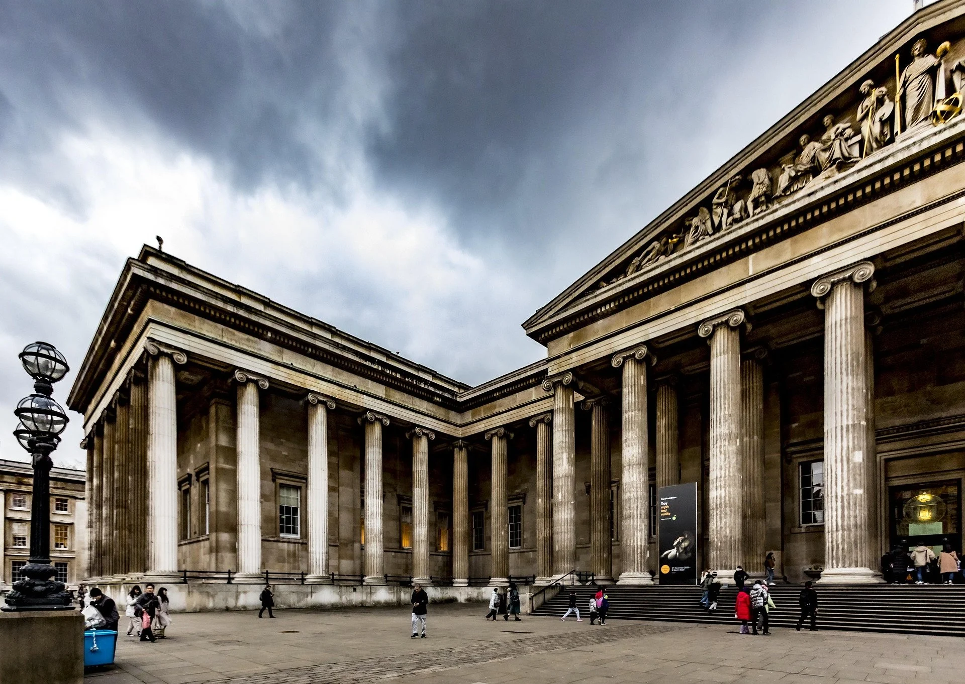 hulkiokantabak-british-museum-5200528_1920.jpg