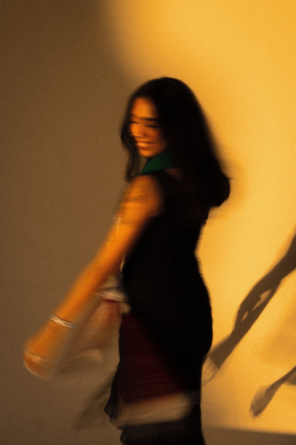 Magaly mid-spin with the stole flying