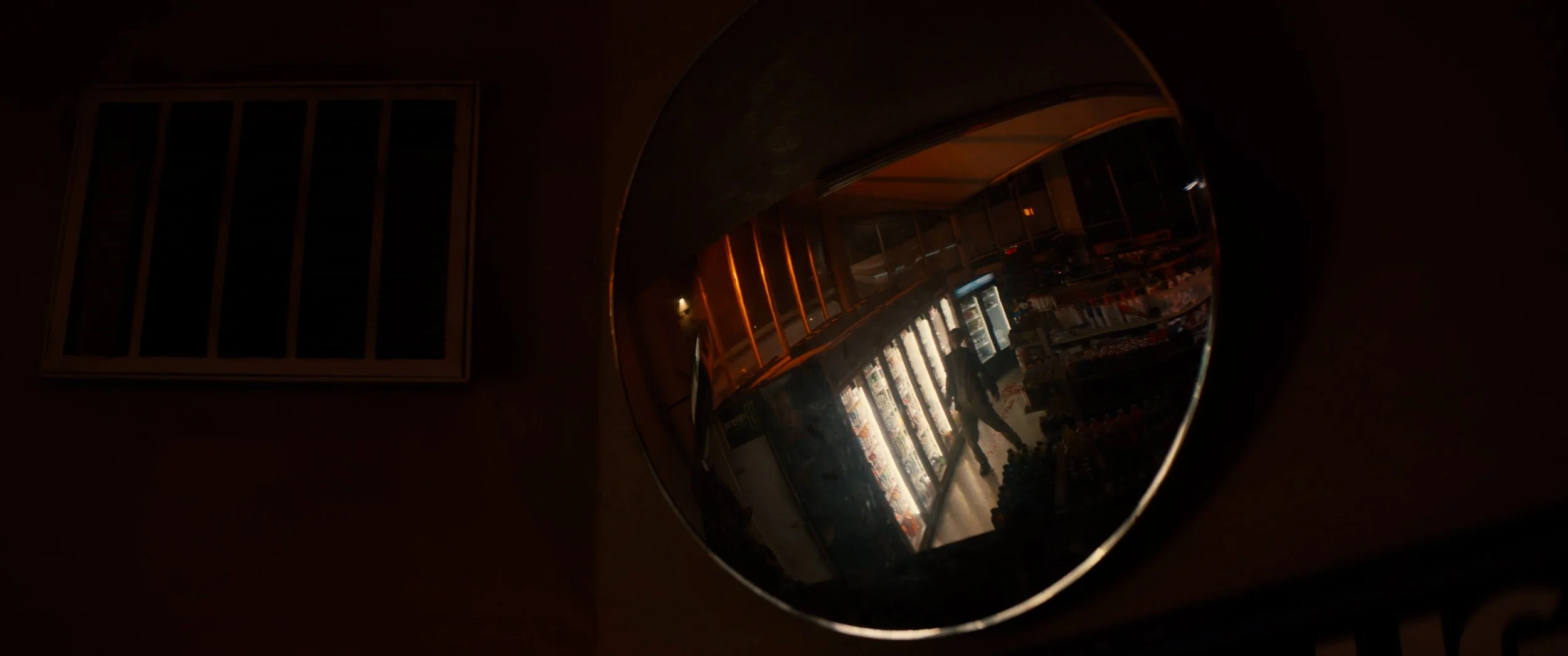 HoldUp_FrameGrabs_078.JPG