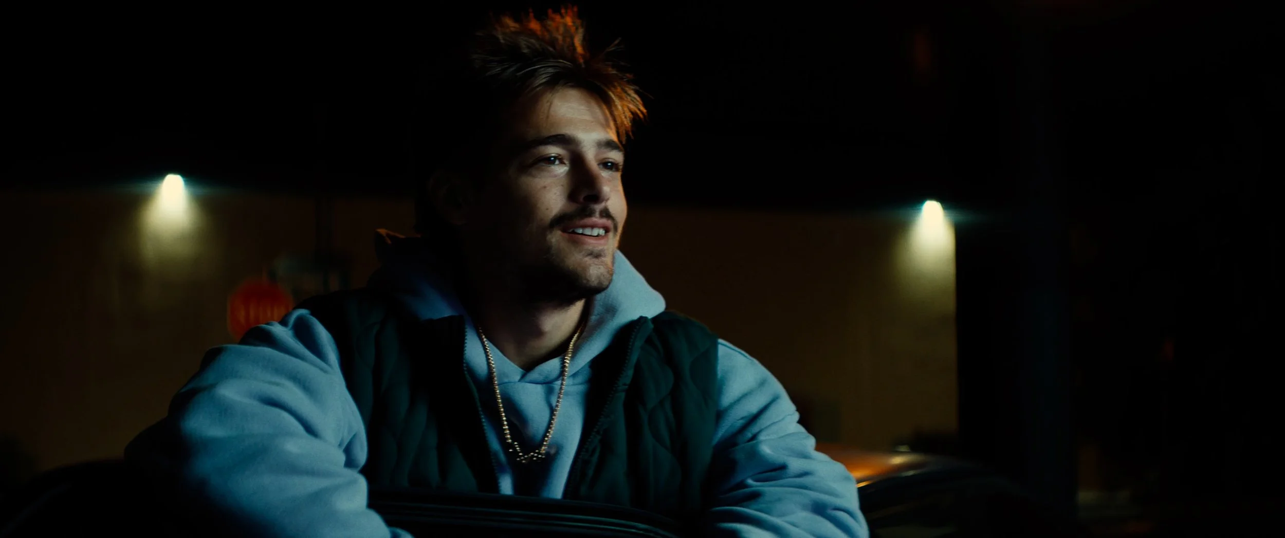 HoldUp_FrameGrabs_008.JPG