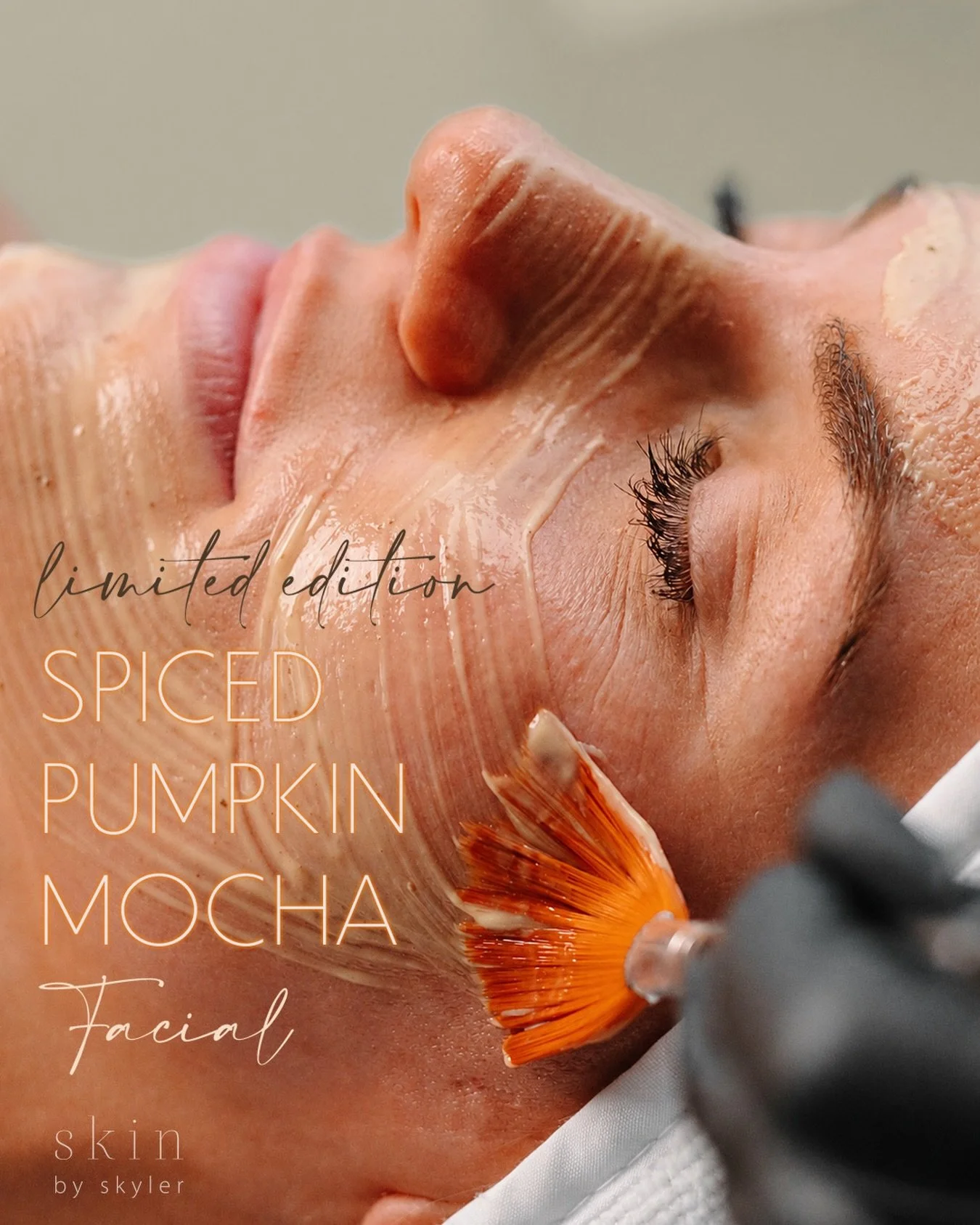 Pumpkin spice, but make it skincare. 🎃☕️🤎

Meet my Limited Edition Spiced Pumpkin Mocha Facial &mdash; a cozy fall treatment featuring a decadent chocolate enzyme and a nourishing spiced pumpkin mask to leave your skin feeling refreshed, hydrated, 
