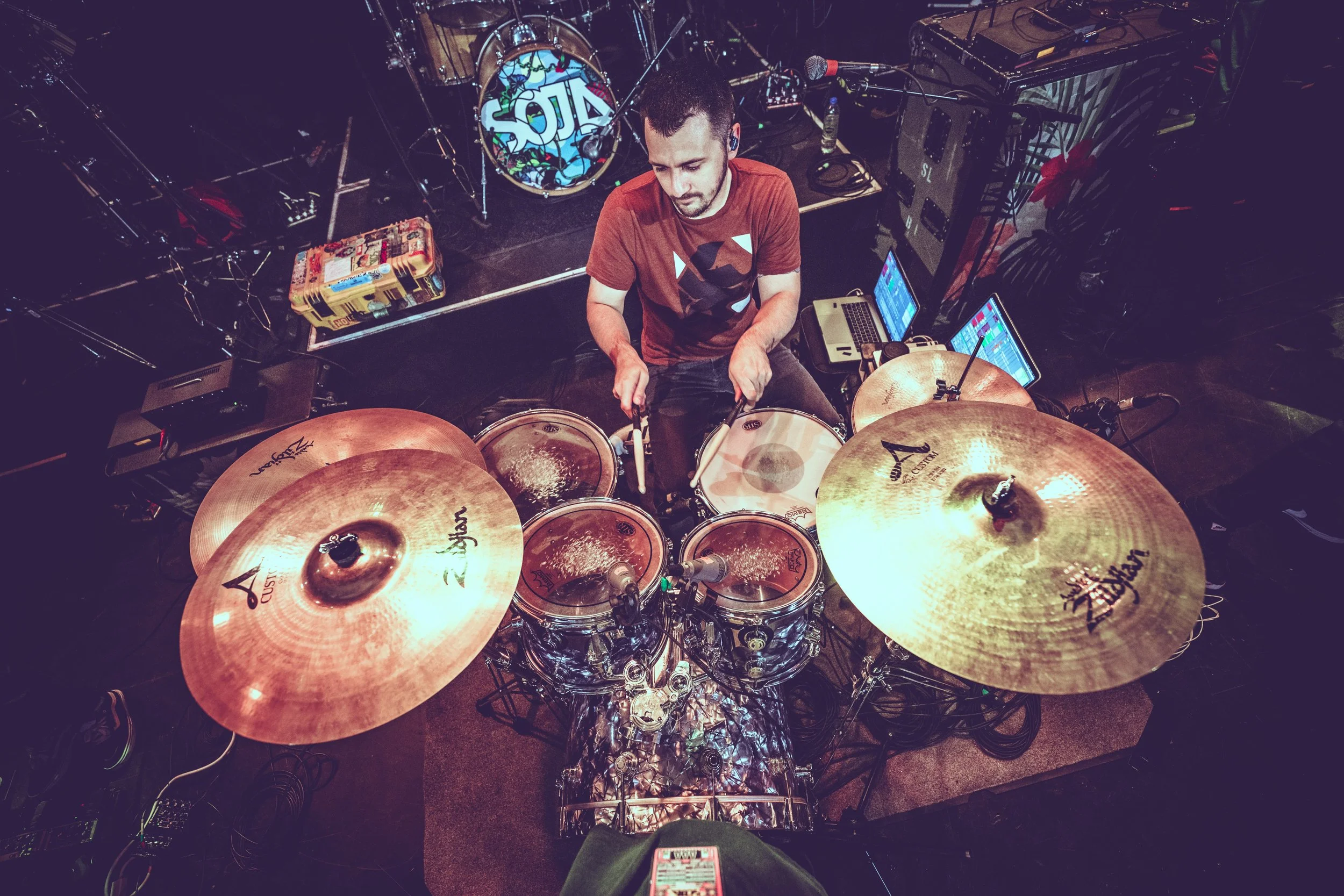 Soundchecking on tour with HIRIE and SOJA in Winter 2024