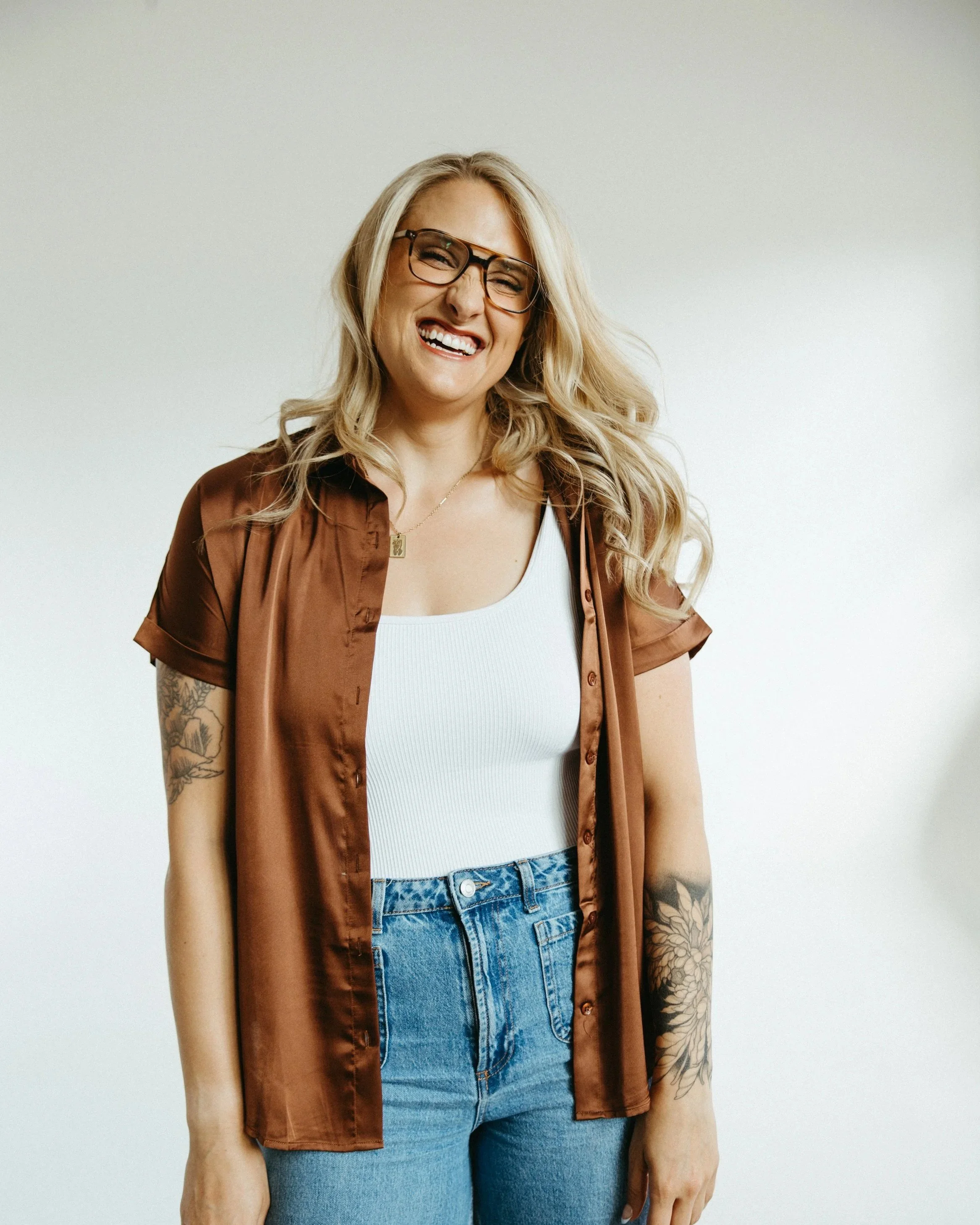 Hannah Guy, licensed trauma therapist providing therapy in Pennsylvania and Colorado