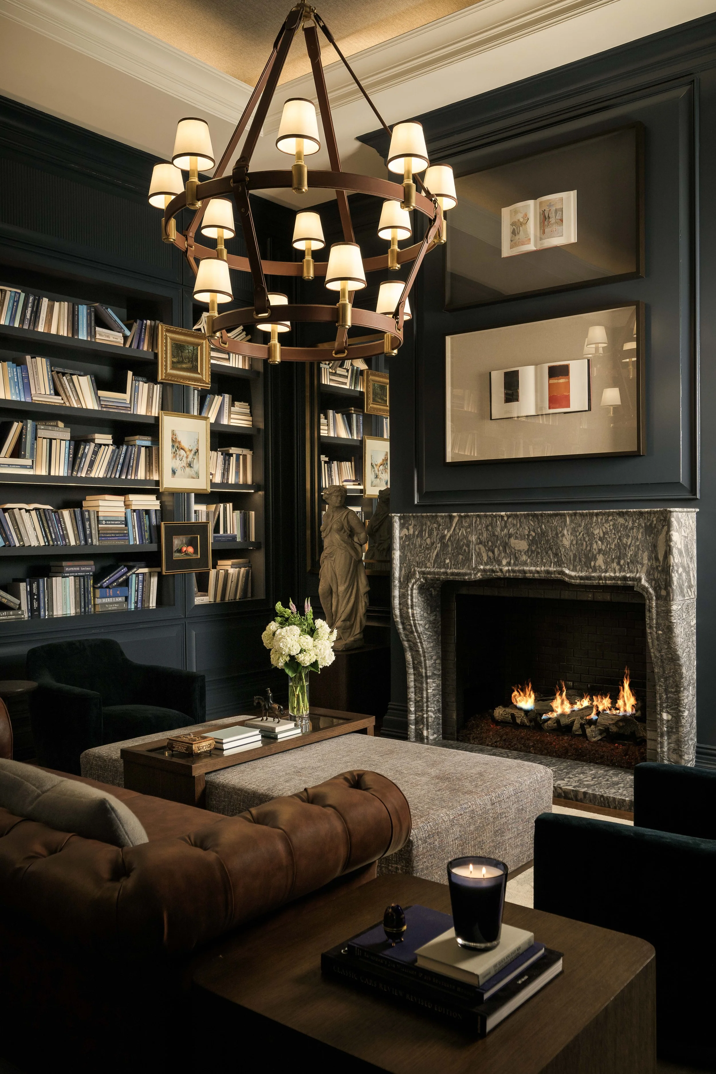 Moody upscale bar inteWarm residential living space with contemporary furnishings and natural light — luxury interior photographyIntimate restaurant dining room with candles, floral arrangements, and ambient lighting — hospitality interior photograph