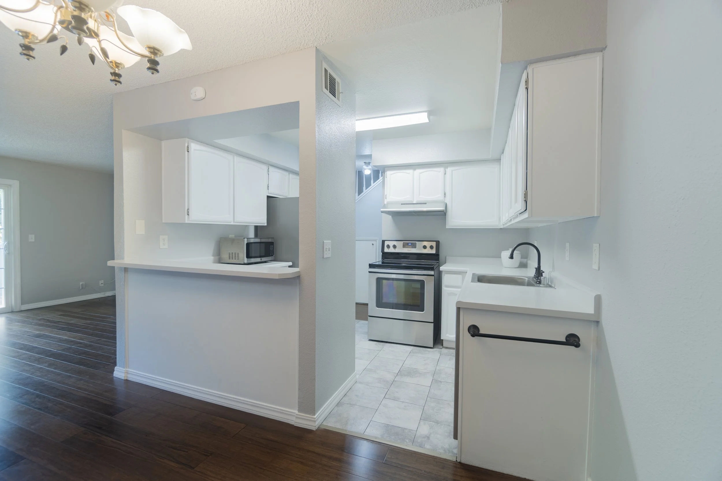Kitchen - 1.jpg