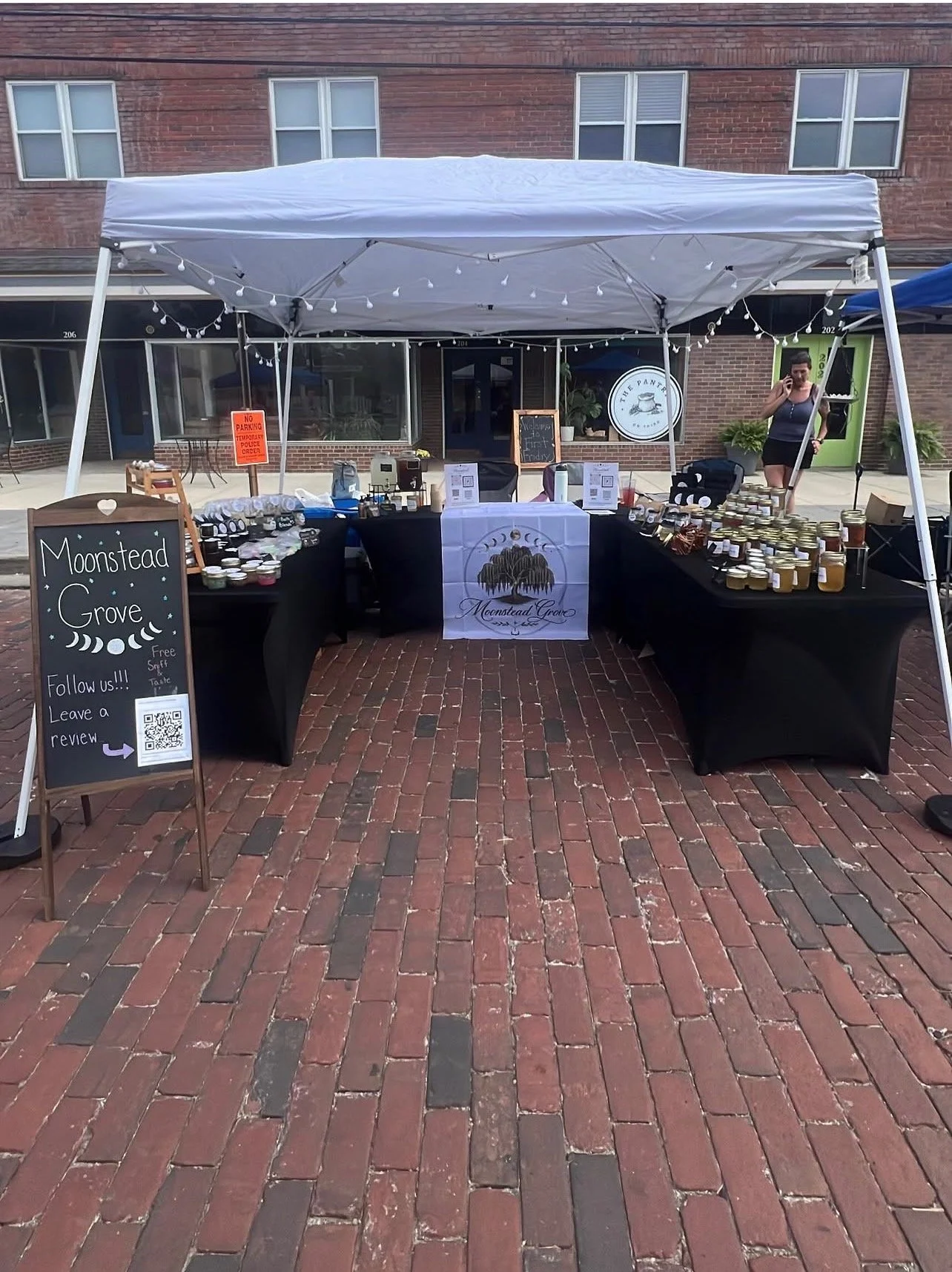 Fairport First Friday Market
