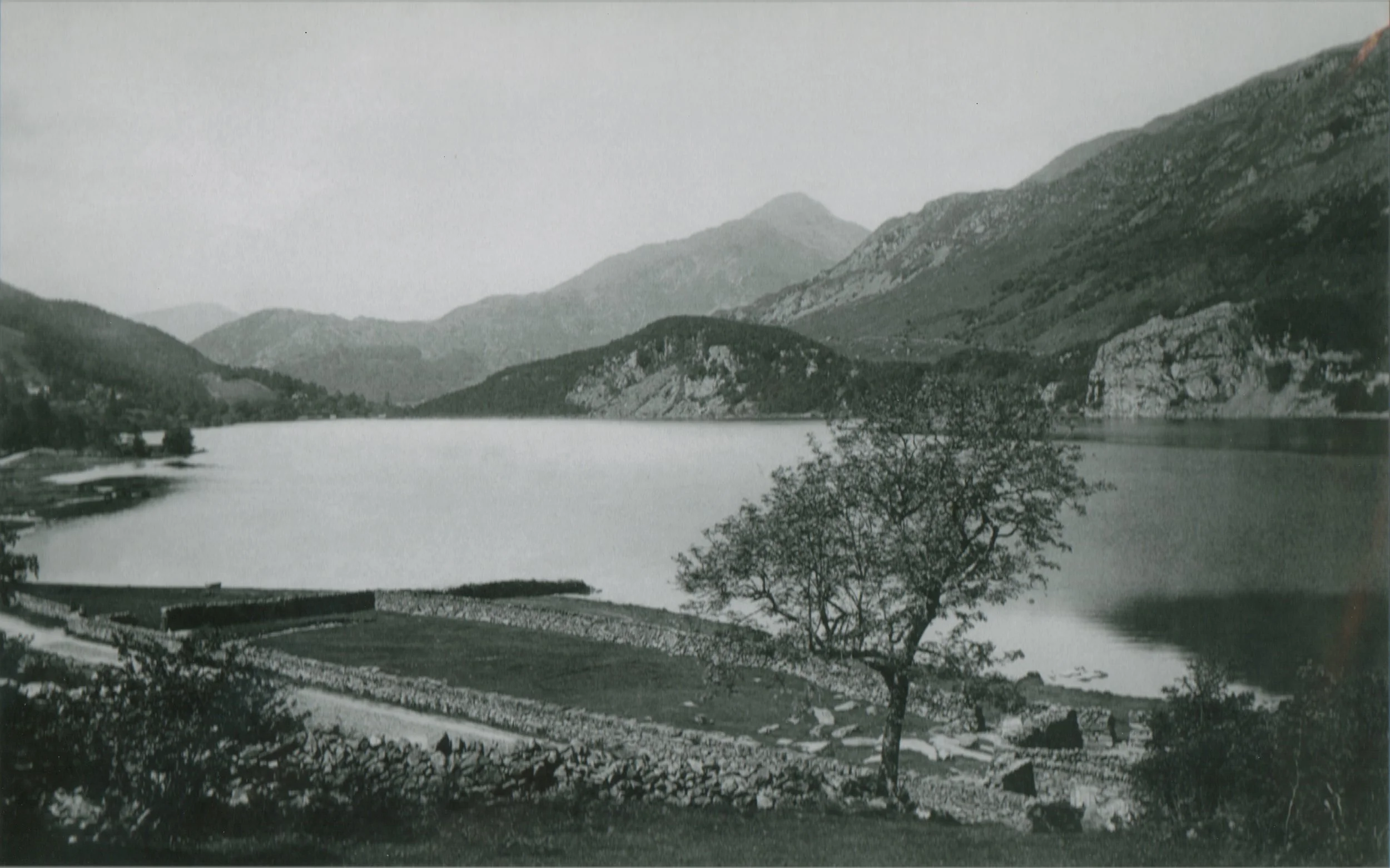 Sheep pens on the Llyn Gwynant lakeshore, 1920s. 