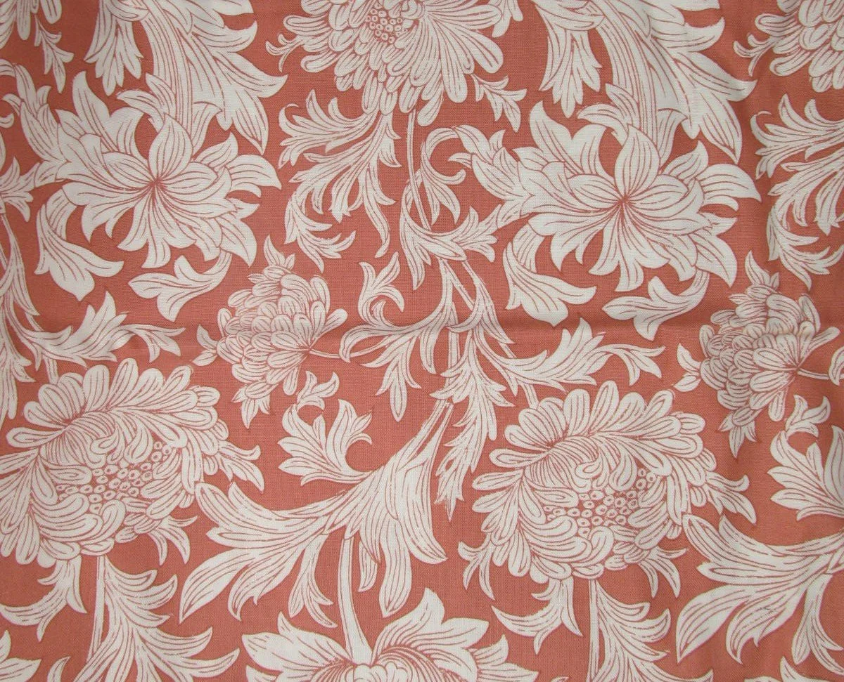 Morris & Co Wandle Chrysanthemum in Tonal Coral