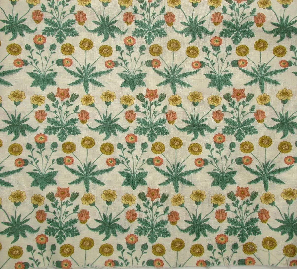 Morris & Co Buttermere Daisy in Cream