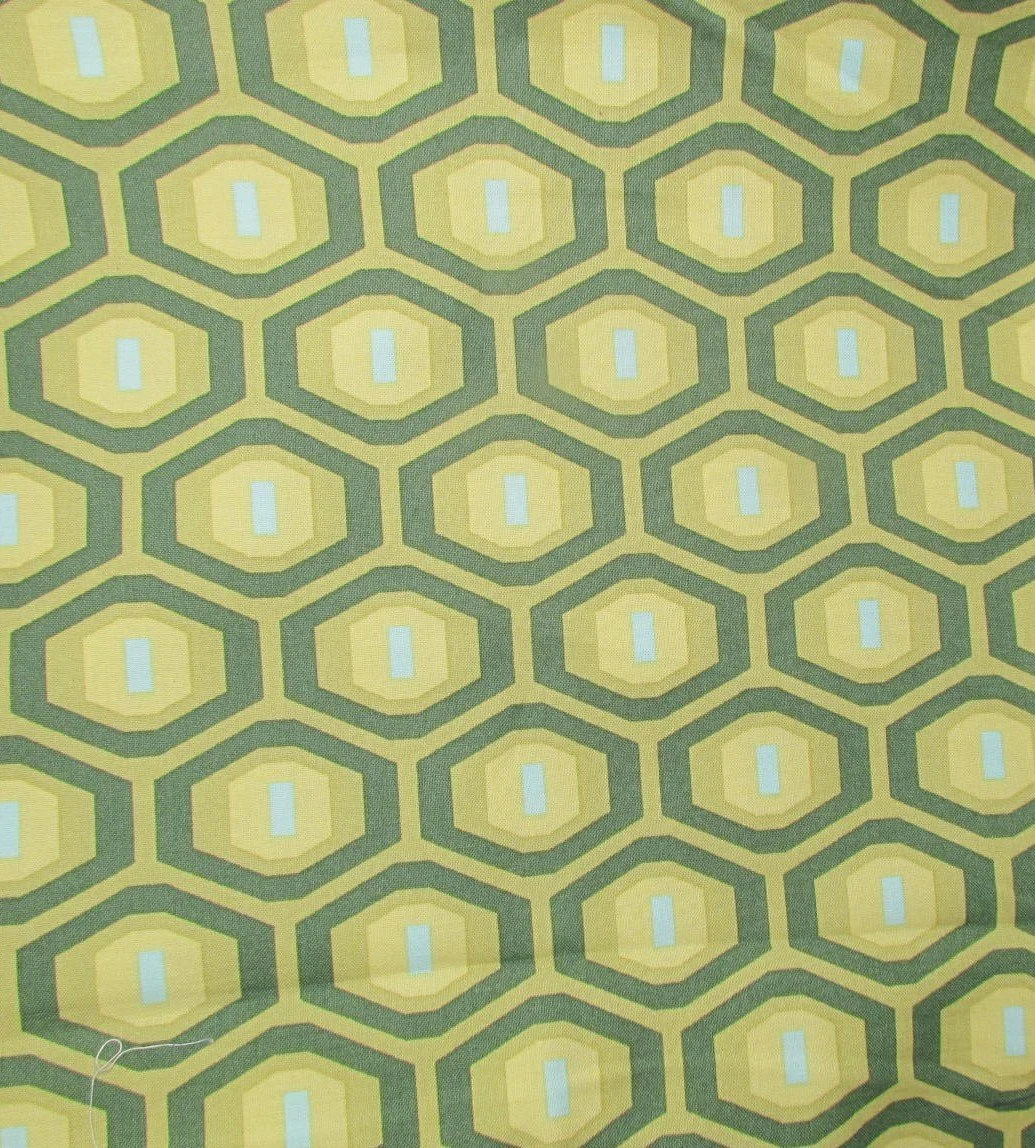 Amy Butler Midwest Modern Honeycomb in Forest