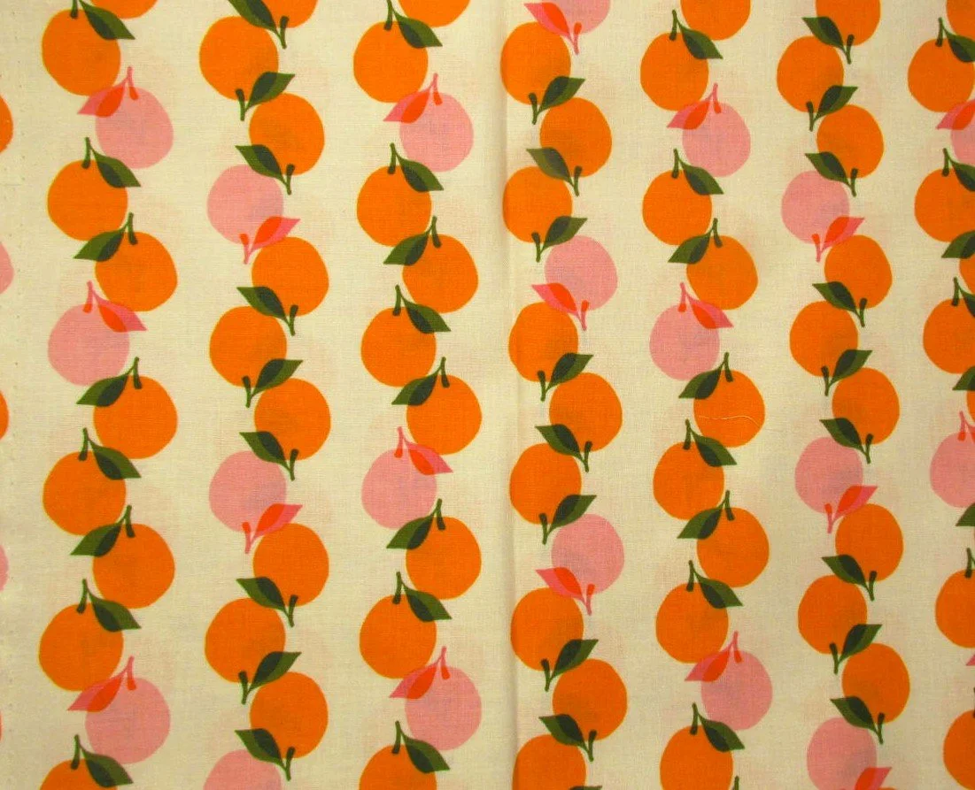 Ruby Star Juicy Oranges on Cream