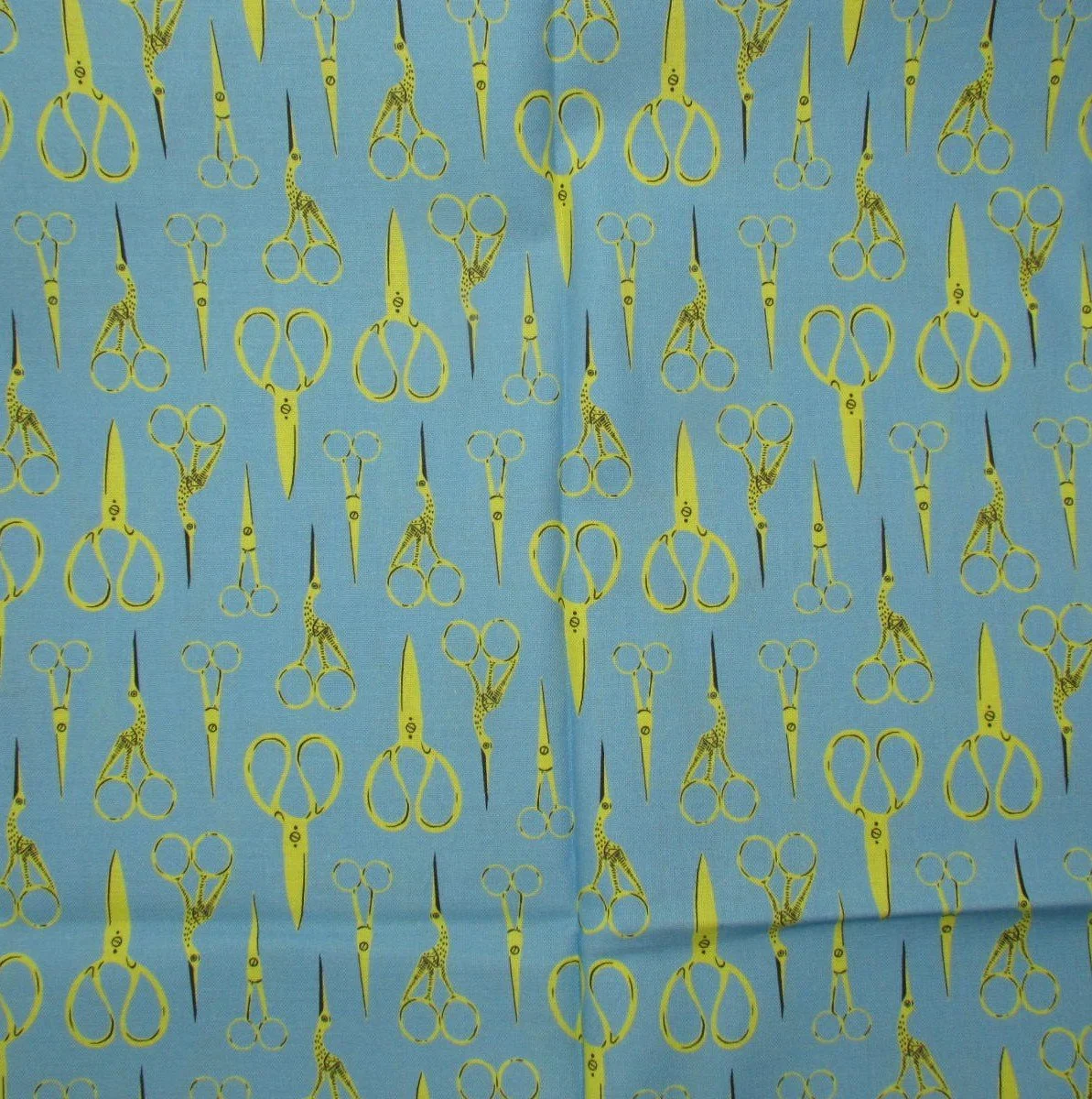 Dear Stella Stitch & Glow Crane Scissors in Cyan on Blue