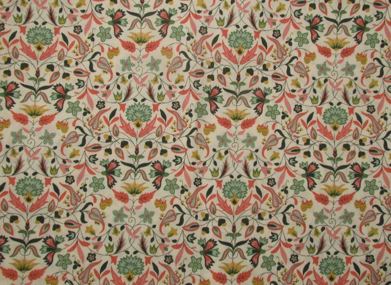 Liberty Tudor Celebration Quilt Nouveau in Pinks