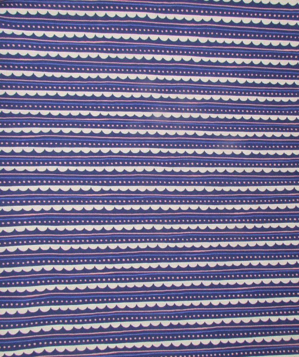 Windham Folky Chicken Indigo Scallop Edge