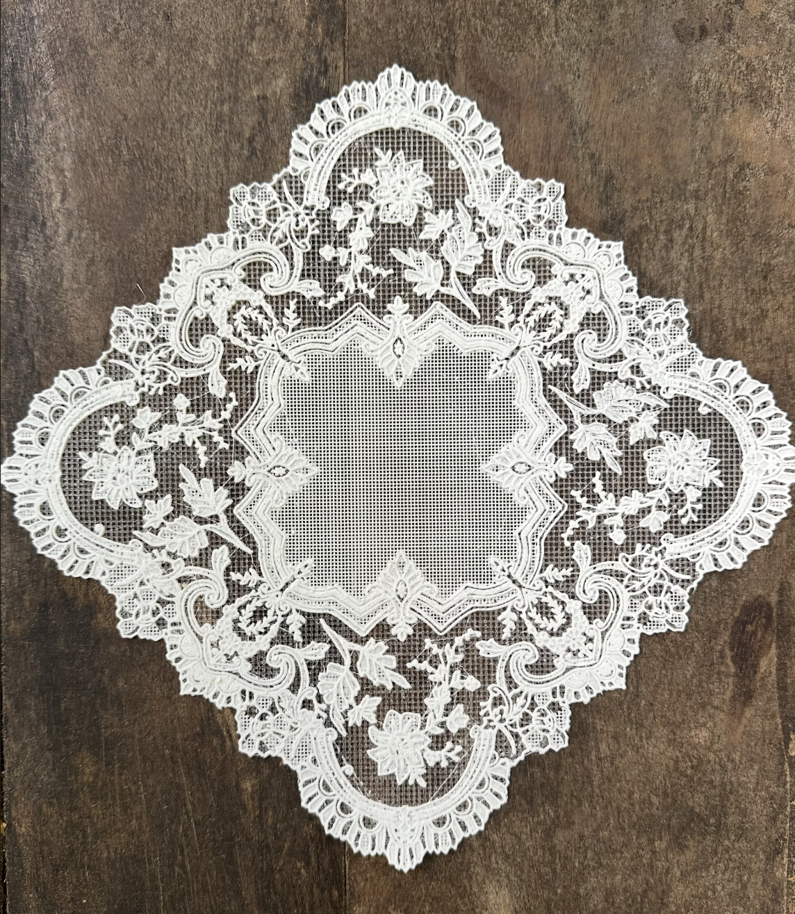 3D printed lace handkerchief - white
