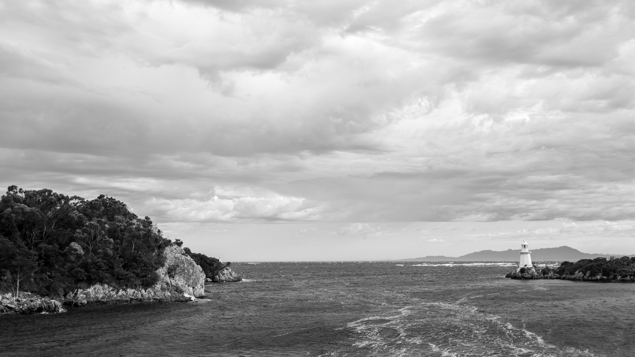 Hells Gate Maquarie Harbour.jpg