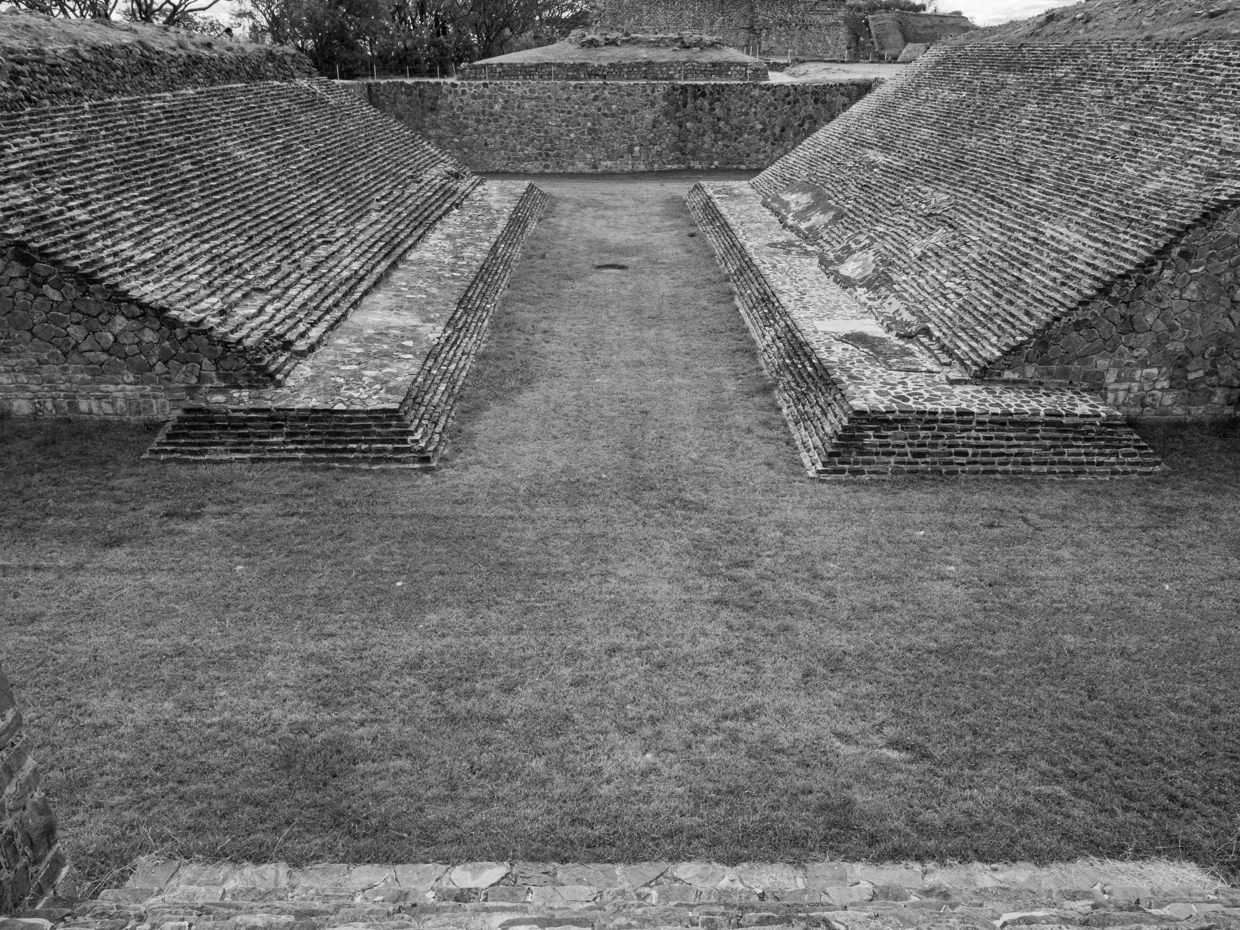 Cancha de Pelota - Monte Albán
