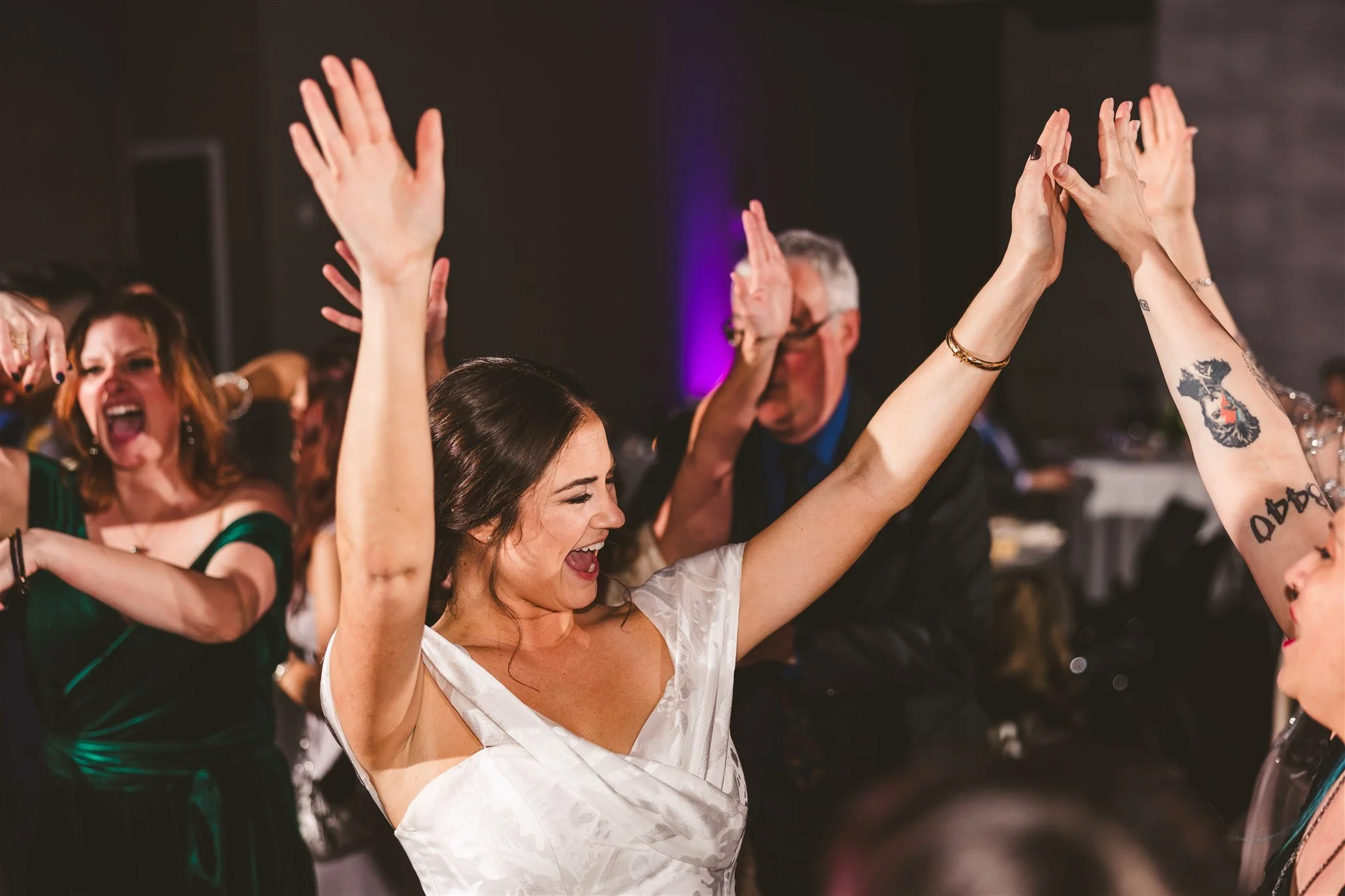 2021.11.13-Emily.Roger.Wedding-AndyCarriePhoto-713.jpg