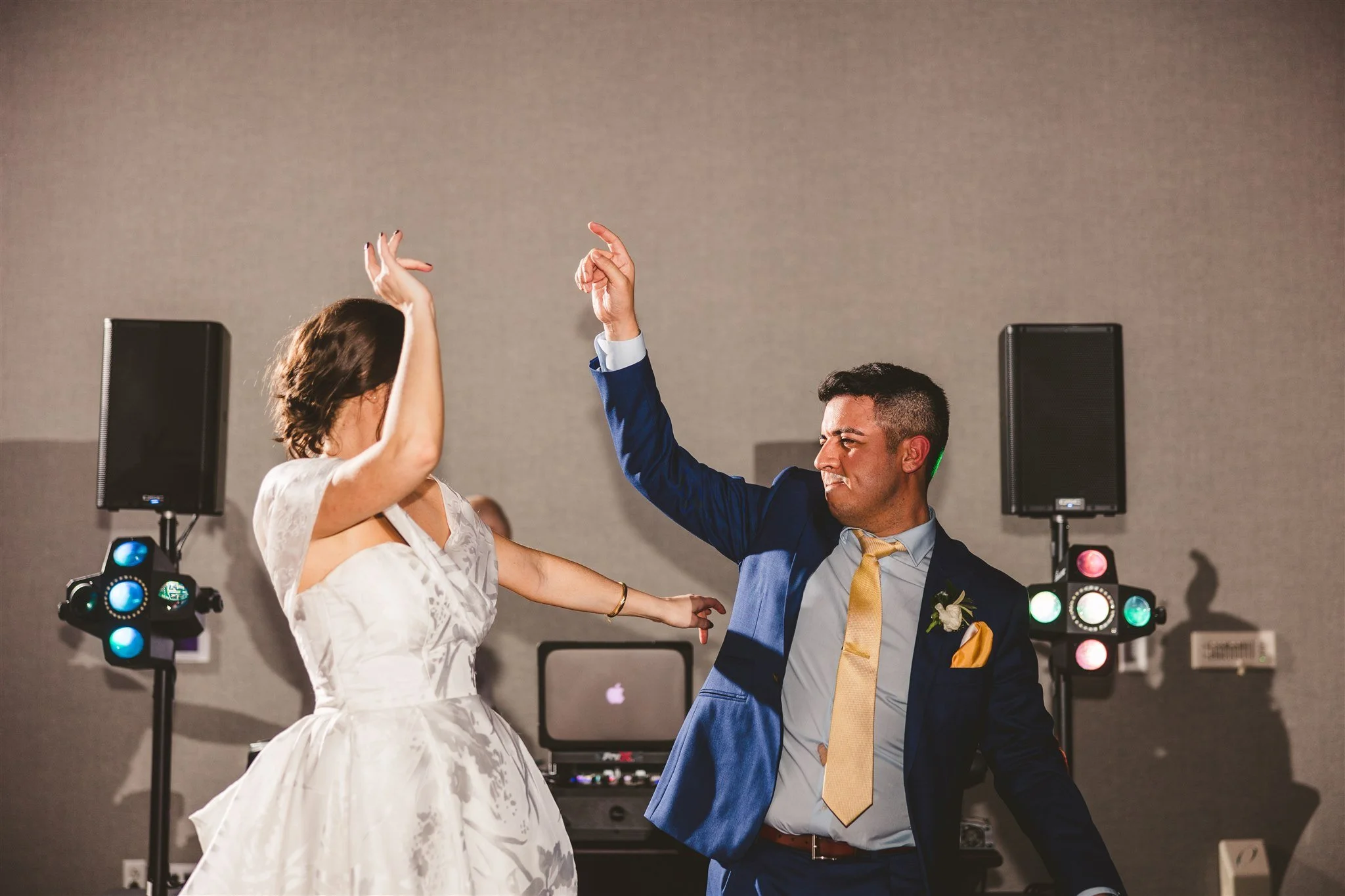 2021.11.13-Emily.Roger.Wedding-AndyCarriePhoto-827.jpg