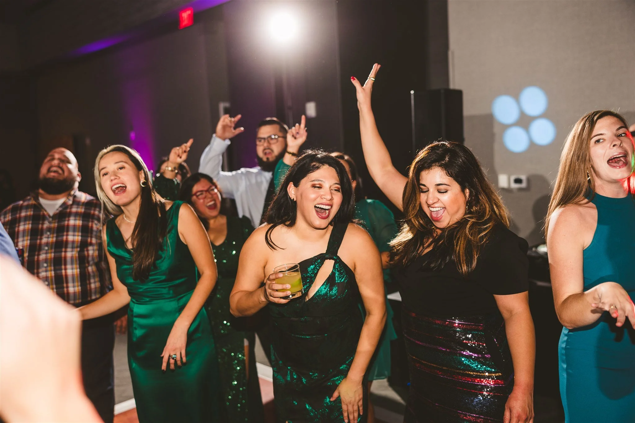 2021.11.13-Emily.Roger.Wedding-AndyCarriePhoto-800.jpg