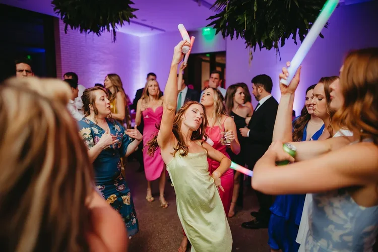 Austin-Wedding-DJ-28.webp