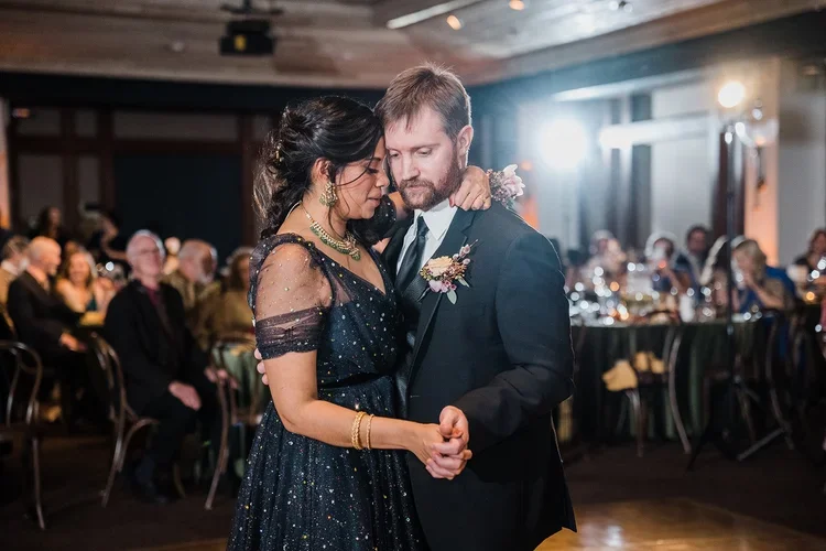Austin-Wedding-DJ-25.webp