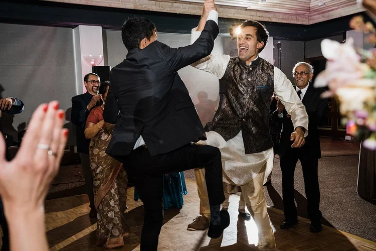 Austin-Wedding-DJ-32.webp