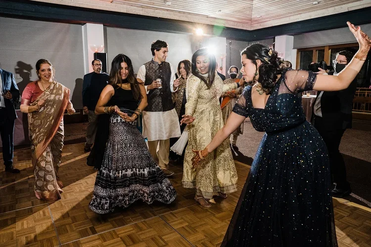 Austin-Wedding-DJ-35.webp