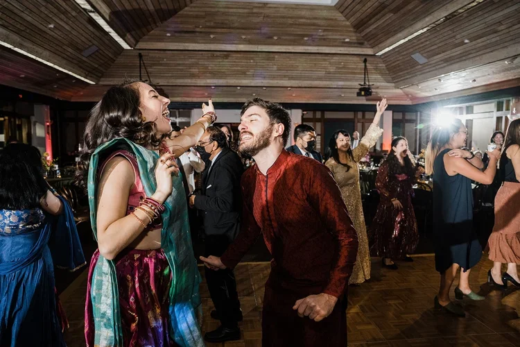 Austin-Wedding-DJ-44.webp