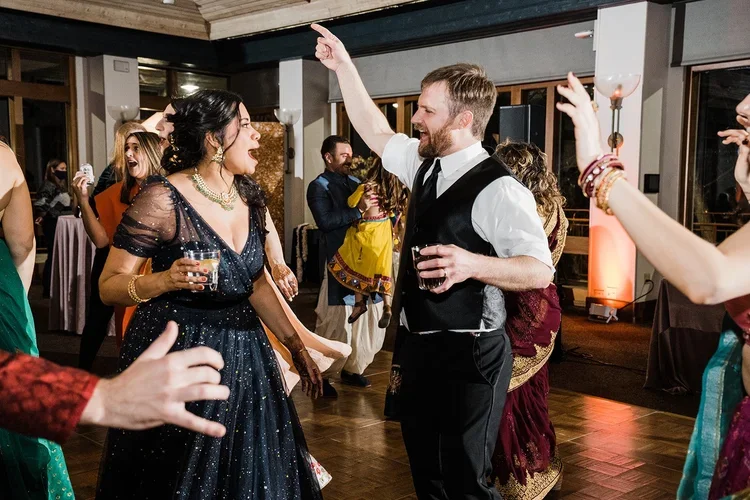 Austin-Wedding-DJ-46.webp