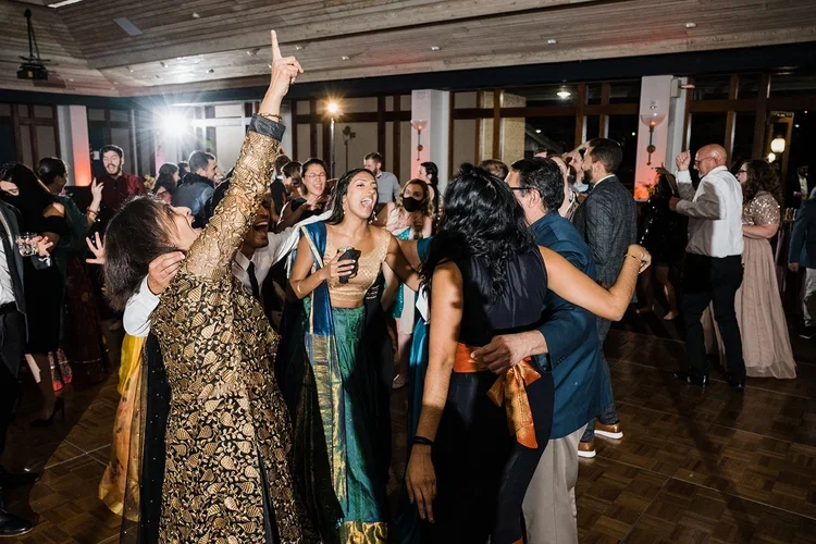 Austin-Wedding-DJ-67.webp